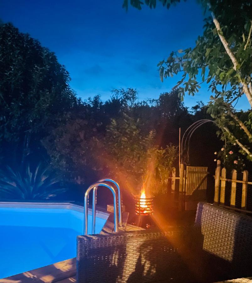 La Poterie Bed & Breakfast Carresse Exterior foto