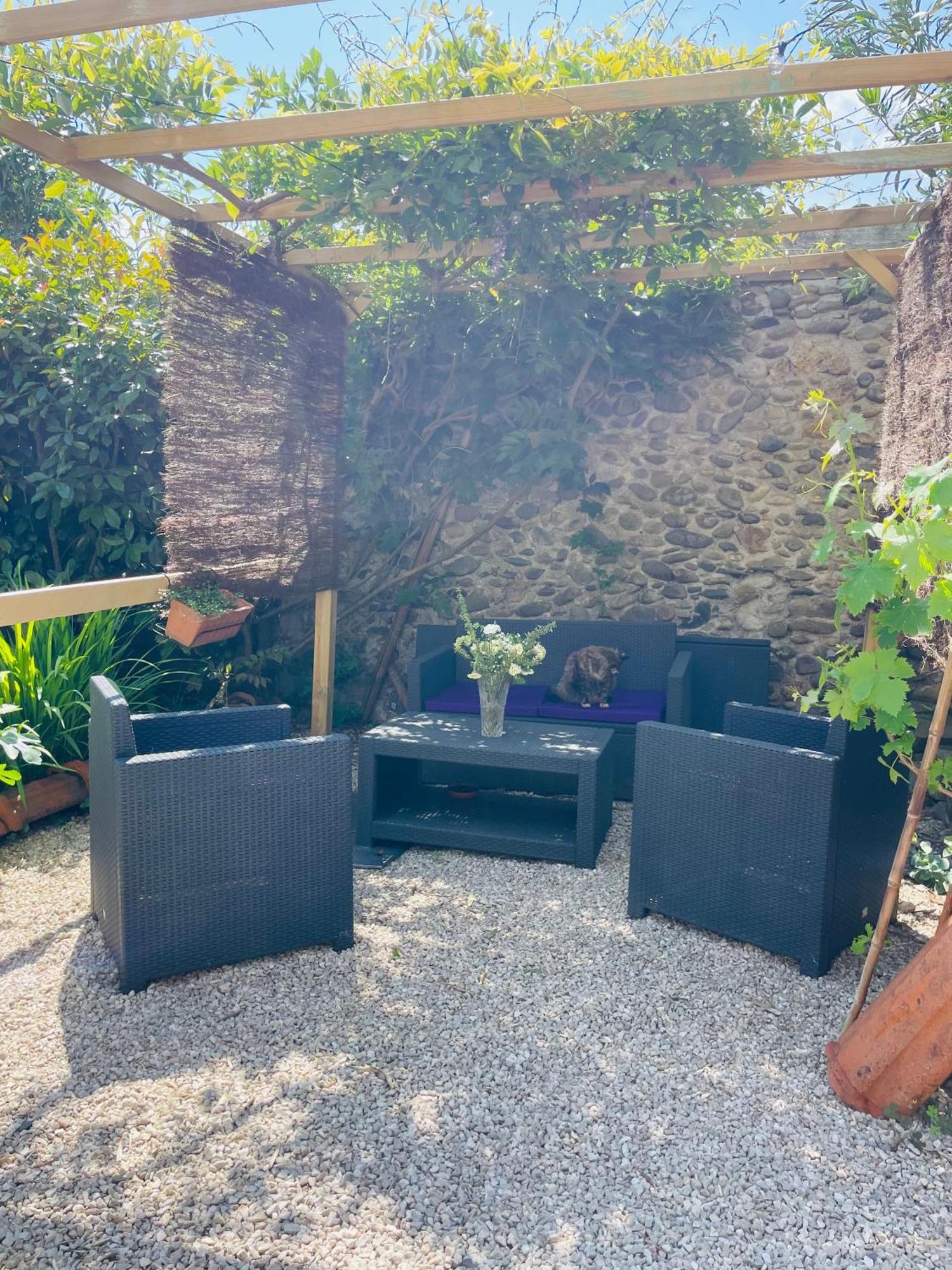 La Poterie Bed & Breakfast Carresse Exterior foto